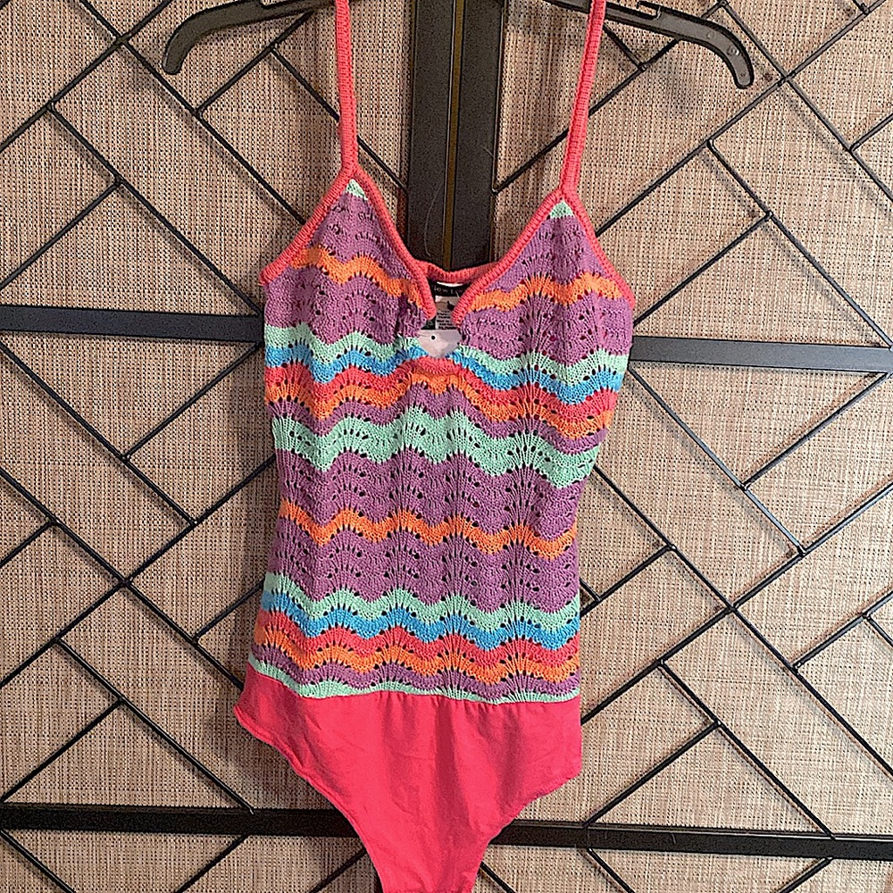 NEW FOREVER 21 NEW LOOK SIZE SMALL KNIT BATHING SUIT
